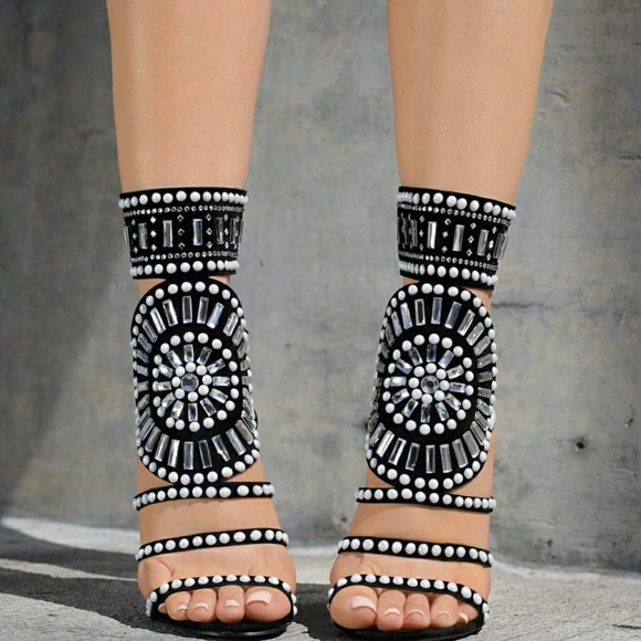 Last Pair!! - Picture 3 of 7