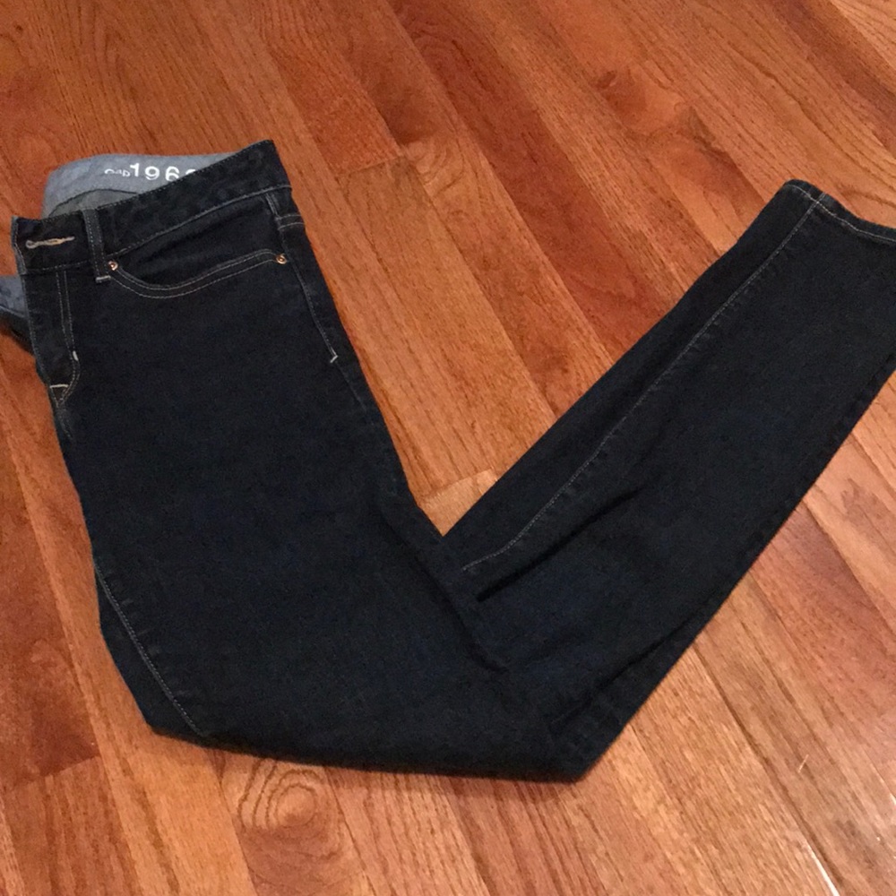 GAP skinny jeans size 4
