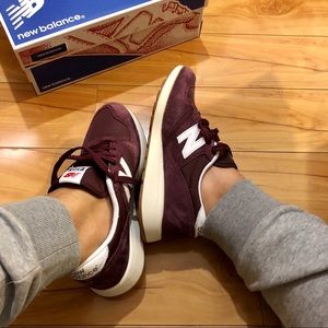 ❌❌SOLD❌❌ New Balance 420