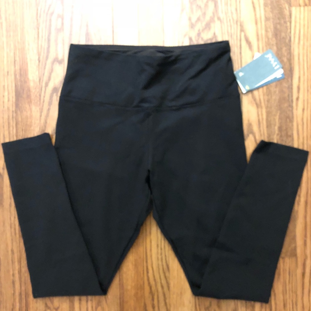 NWT LEGGINGS BY LYSSE