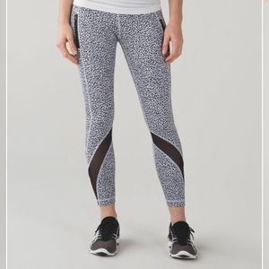 Lululemon Inspire Tight II (Mesh)