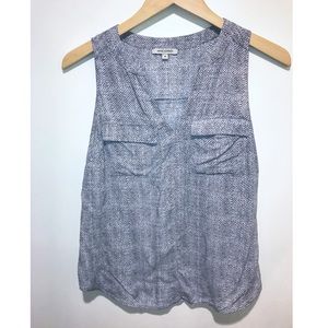Anne Carson sleeveless grey print blouse