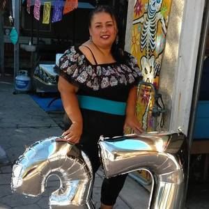 Meet your Posher, Sandy