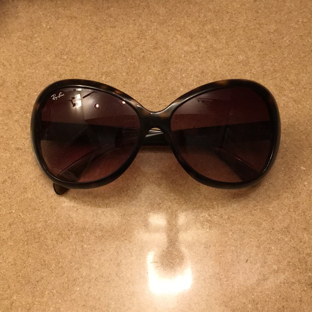 Ray Ban Sunglasses- Jackie Ohh