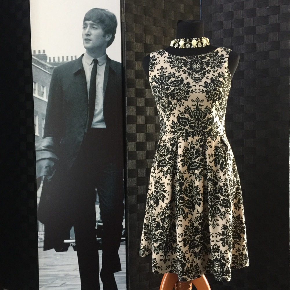 Party Dress! Think holiday/ New Years Eve!