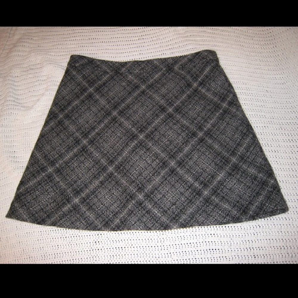 A-line wool skirt