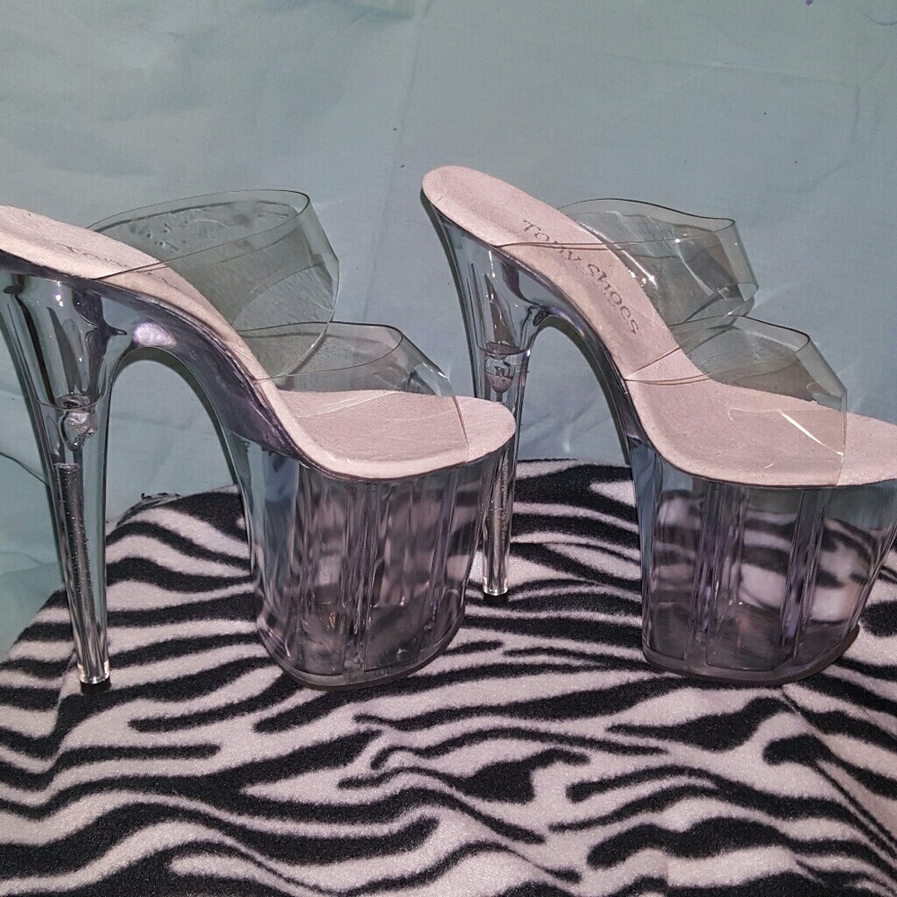 Stripper shoes, new, size 8