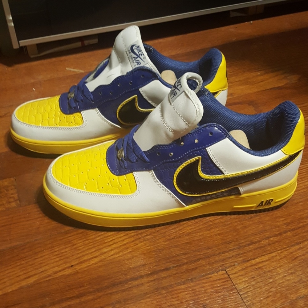 Nike Air Force I custom design sneakers