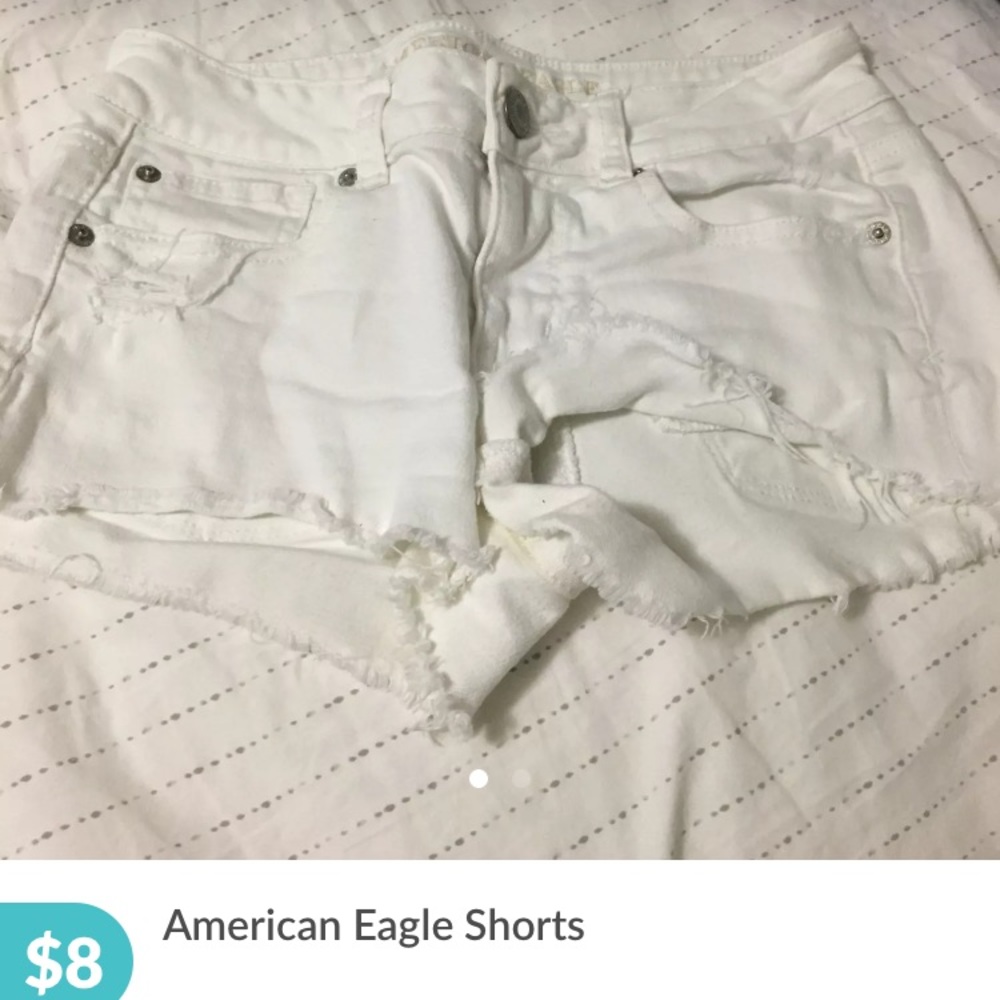American eagle white shorts