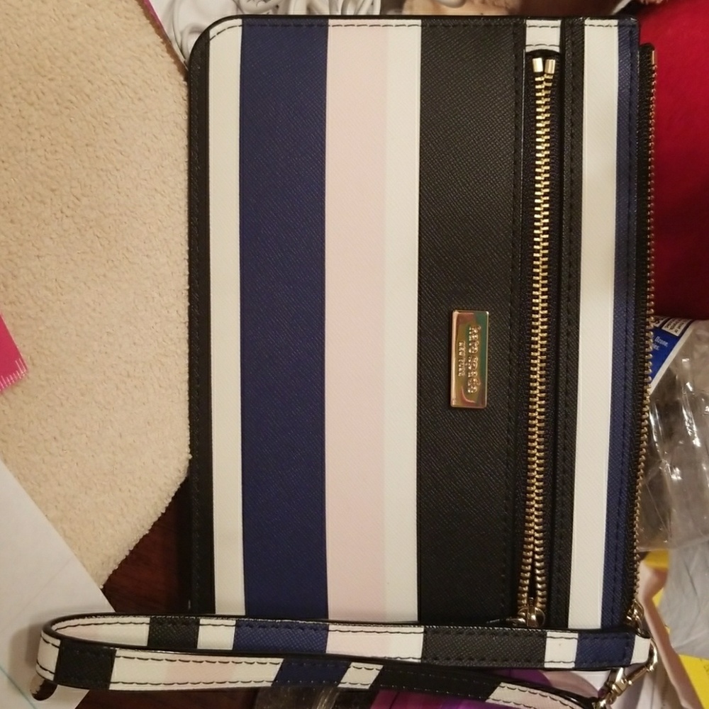 Kate Spade NWT wristlet