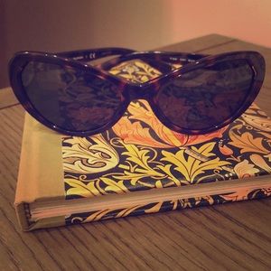 Tory Burch Cat Eye Sunglasses