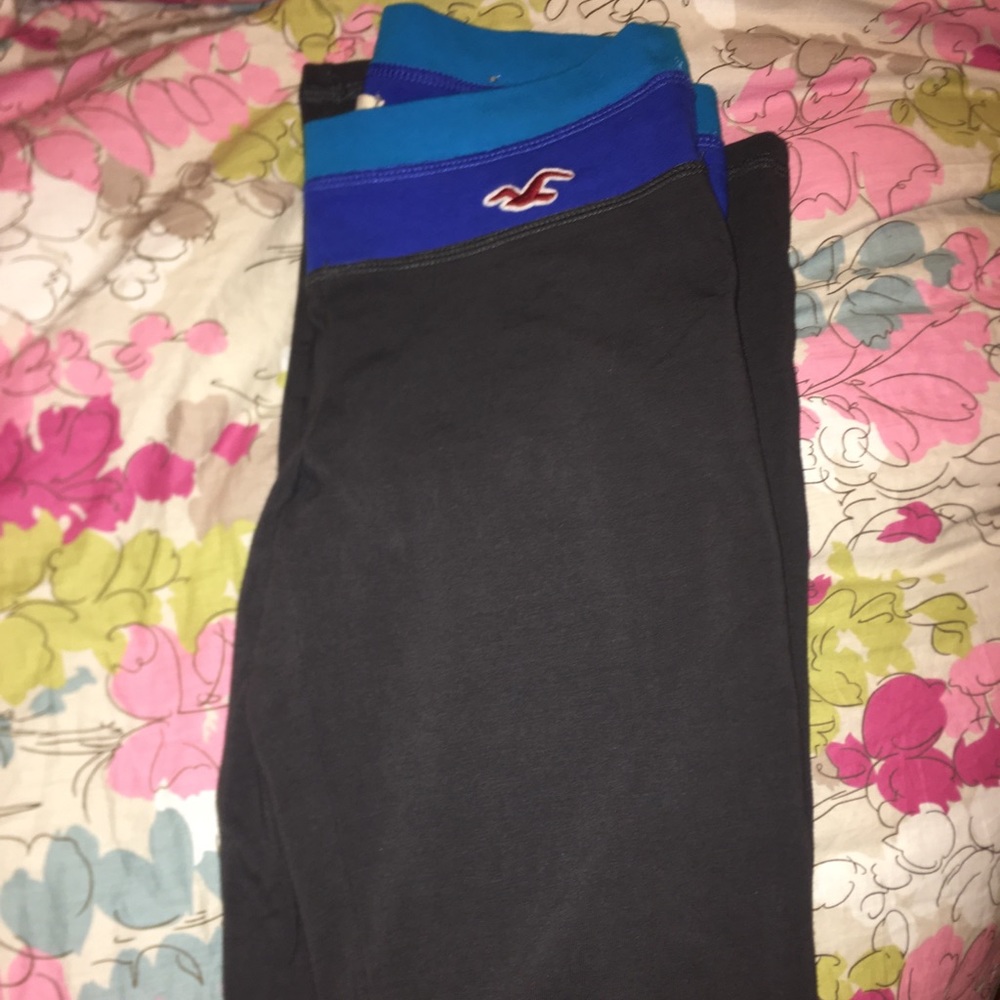 Grey Hollister leggings