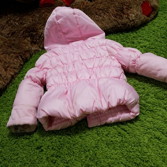 ~SOLD~ 🌸Pink Hooded Puffer Coat🌸 - Picture 3 of 3