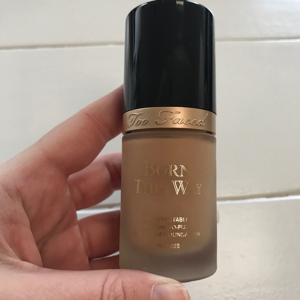 Too Faced Born This Way Foundation