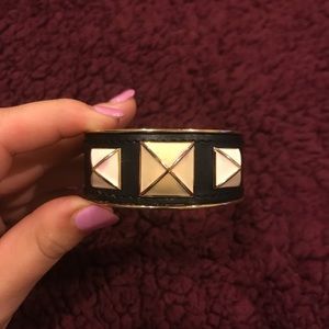 🖤Rebecca Minkoff black/gold studded bracelet🖤