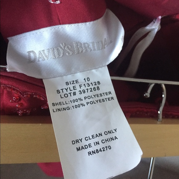 💗David's Bridal short red beaded dress formal - Picture 5 of 5