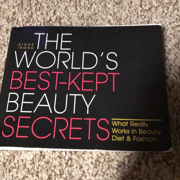 Beauty book - Picture 1 of 1