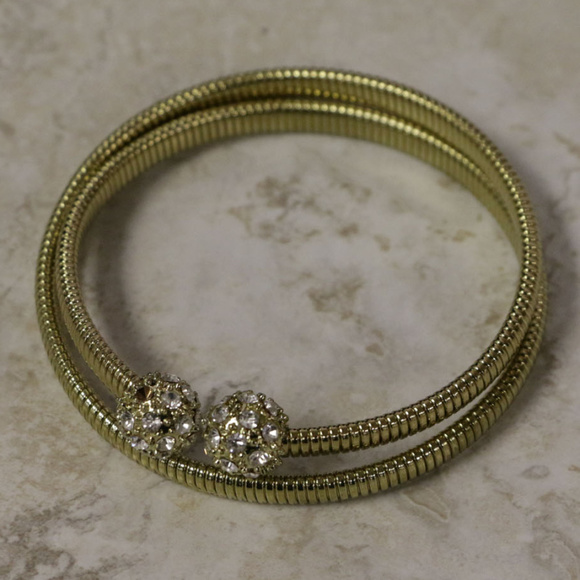 NWOT gold coil bracelet with crystal end WHBMB14nc - Picture 2 of 5