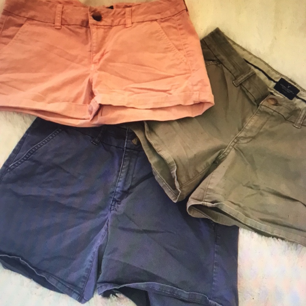 Kaki shorts
