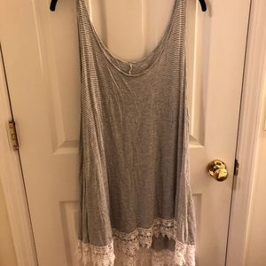 Size 2X gray and white striped tank top with lace