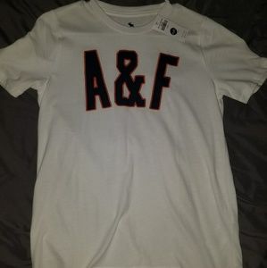 Abercrombie t-shirt