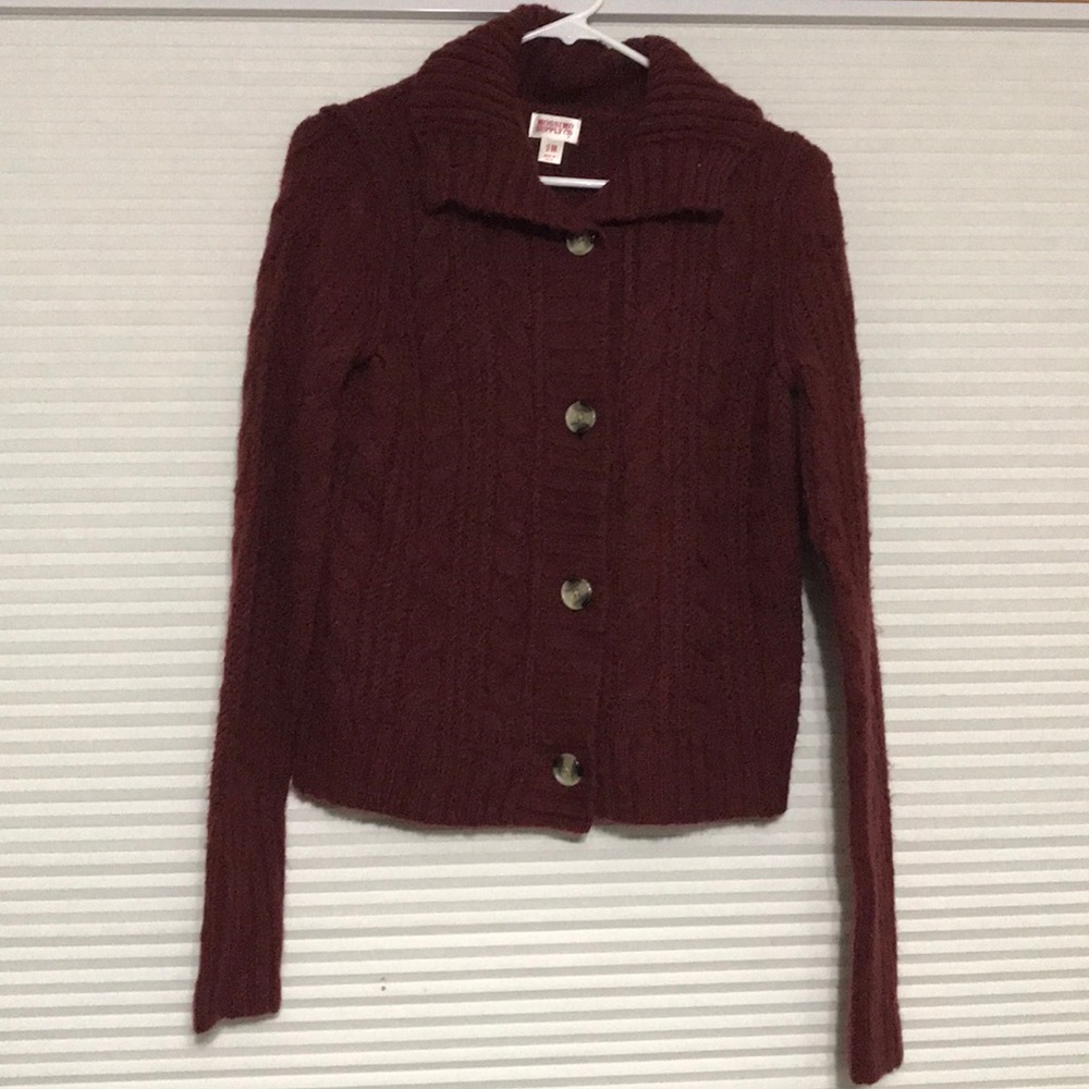 Cardigan sweater