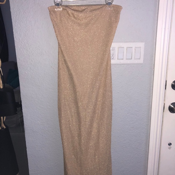 L.A. Glo Dresses & Skirts - Strapless Slim Gold Dress (S)