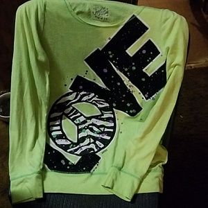 Shirt long sleeve never worn