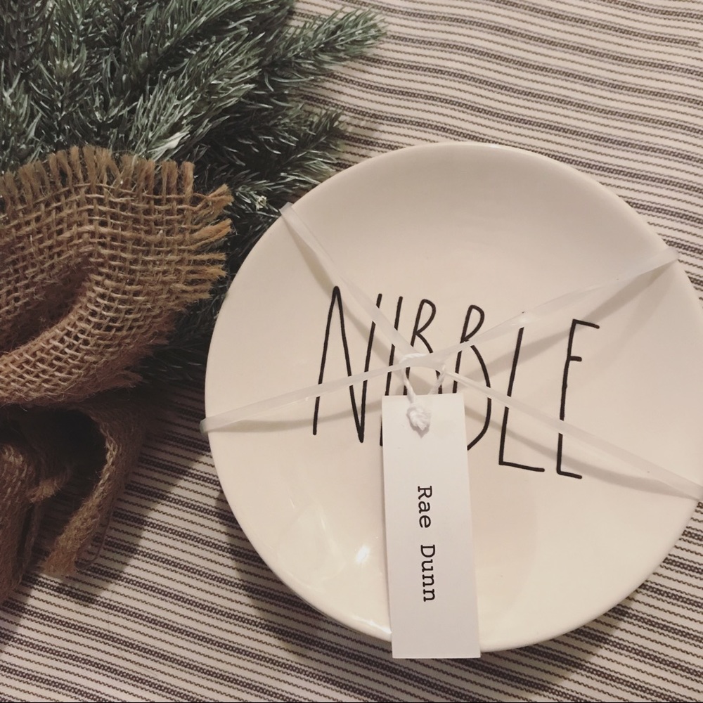 Rae Dunn Nibble round plates