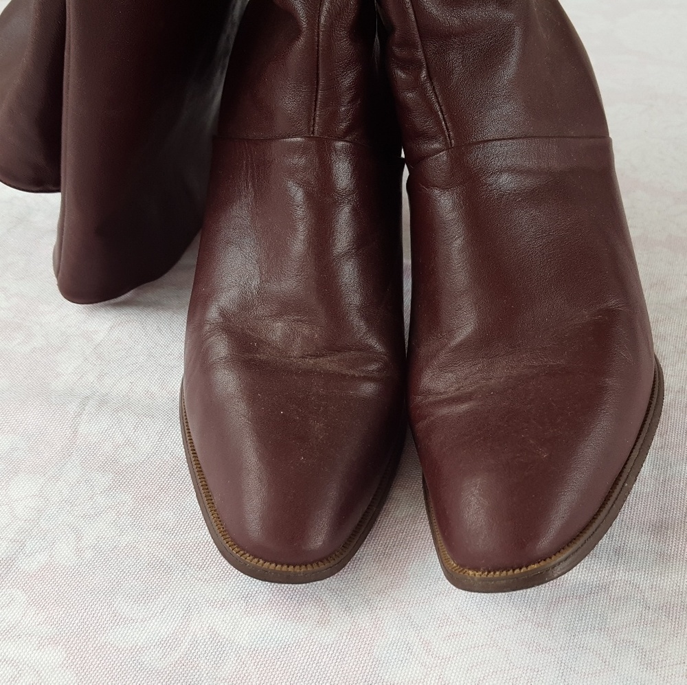 🍁COBBIES VINTAGE 6M BOOTS👢🍁 Red Wine Burgandy