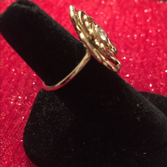 Rings - Picture 4 of 4