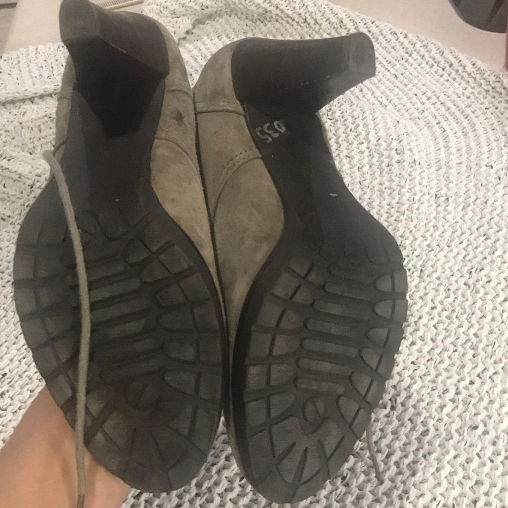 Booties - Picture 3 of 4