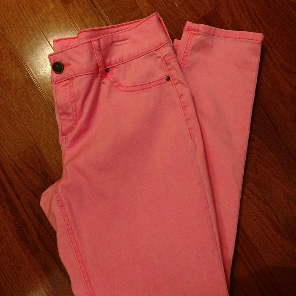 Ladies pants