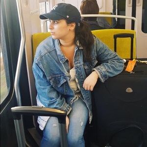 Meet your Posher, Danielle