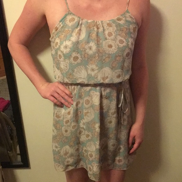 Sundress - Picture 2 of 3