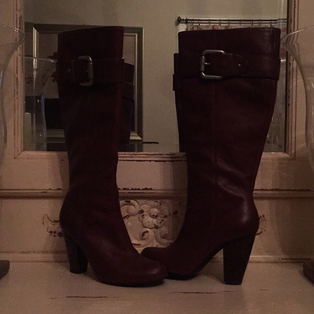 Fossil boots