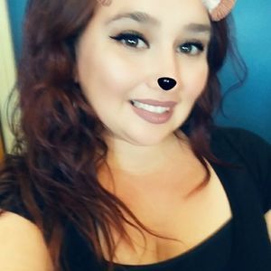 Meet your Posher, Lynette