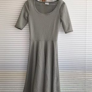 XS Lularoe Nicole