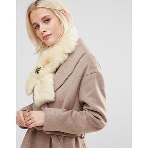 ➕NWT Alice Hannah Cross-Over Faux Fur Scarf➕