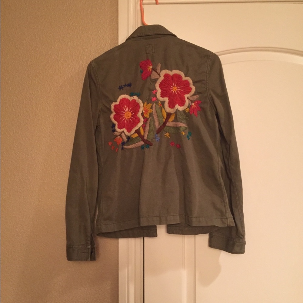 Lucky Brand shirt or jacket embroidered flowers