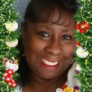 Meet your Posher, Yolanda