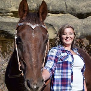 Meet your Posher, Katelyn