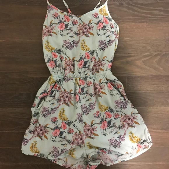 ROMPER AND DRESS BUNDLE - Picture 2 of 6