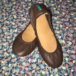 TIEKS! Size 7 (smaller size, snug 7) worn once!