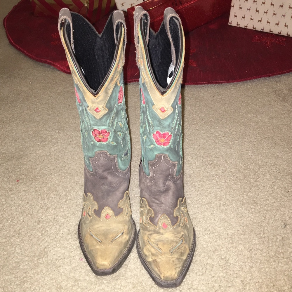 Laredo Cowgirl Boots