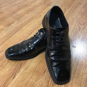 Black shoes