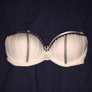 Candie’s push-up bra.