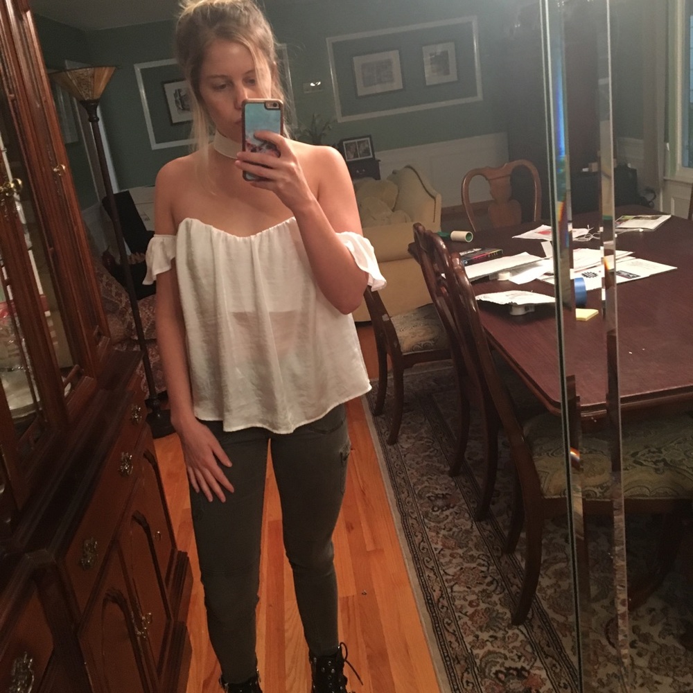 White choker shirt