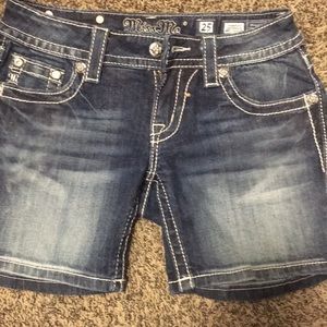 Miss me denim shorts size 25