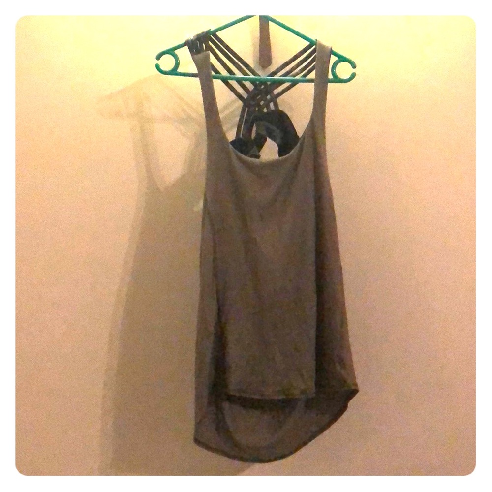 Lululemon workout top